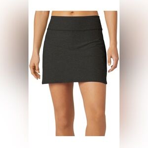 Beyond Yoga Women's Darkest Night Spacedye Movement Skirt Size S